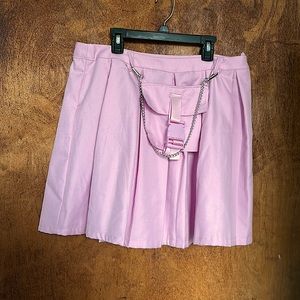 Brand New, Hot Topic Pastel Pink Pleated Cargo Skirt. Never Worn